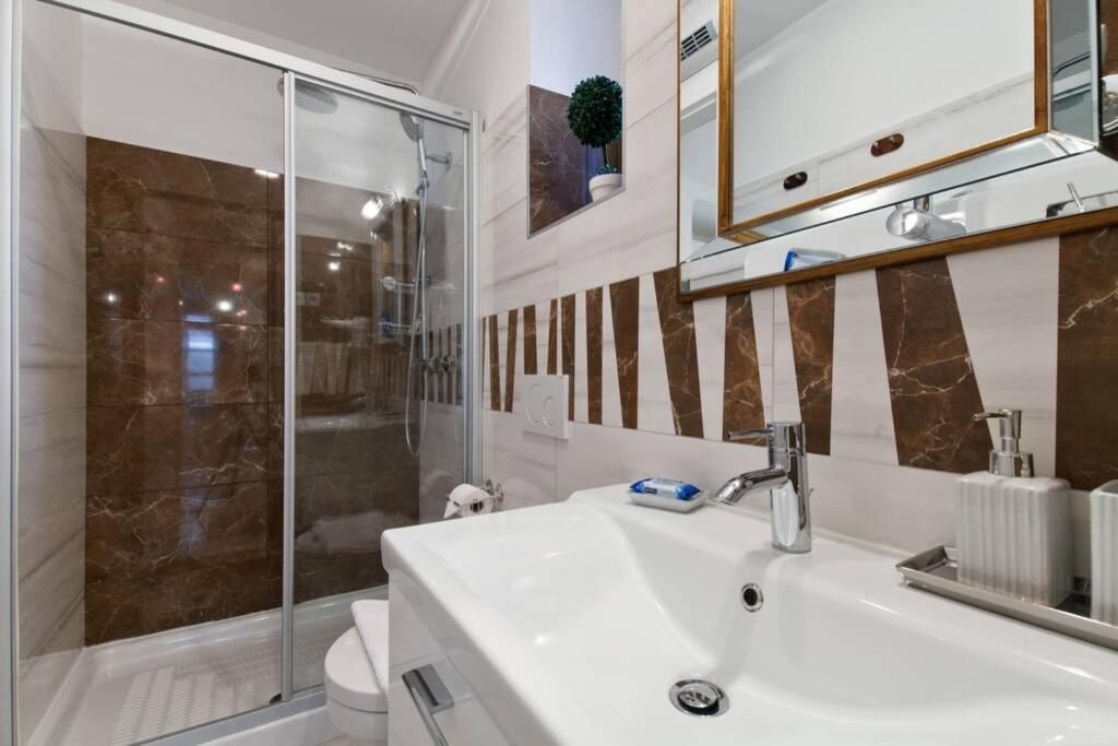 Joy4You Apt Near Beach And Center Split Bagian luar foto