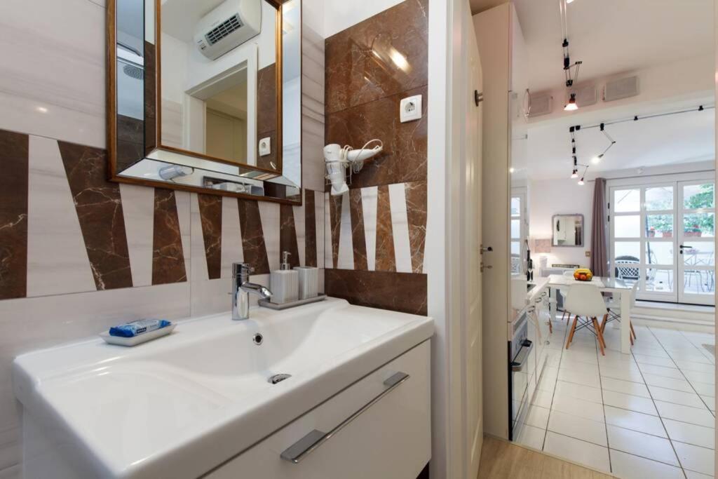 Joy4You Apt Near Beach And Center Split Bagian luar foto